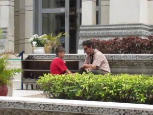 A teaching moment, Memorial Stupa, Choeung Ek