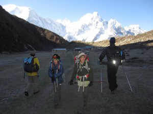 Setting out from Bimthang on our last day of trekking